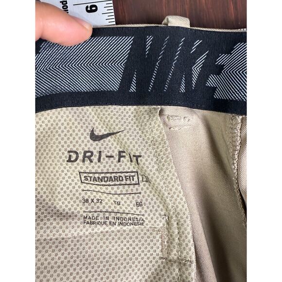 Nike‎ Golf Flex Performance Standard Fit Pants Beige Tan AJ5489-247 Mens 38x32 - Picture 9 of 10